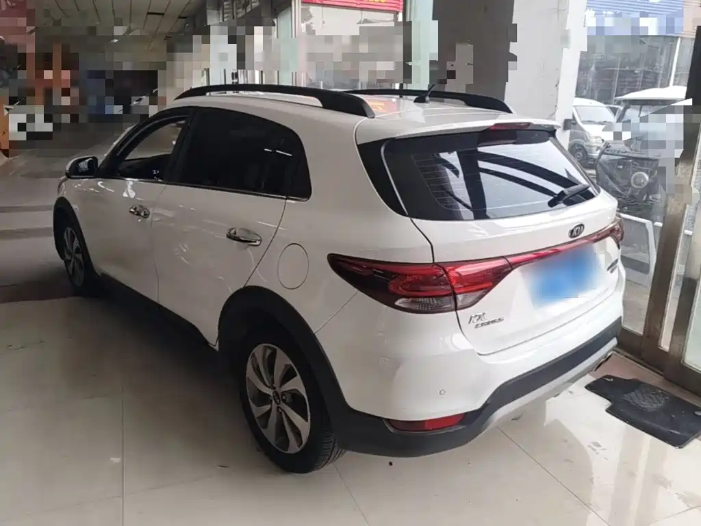 Kia KX Cross — миниатюра 5