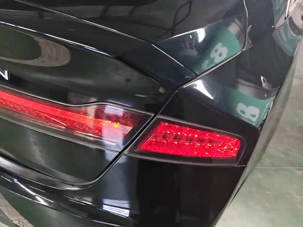 Lincoln MKZ — миниатюра 8