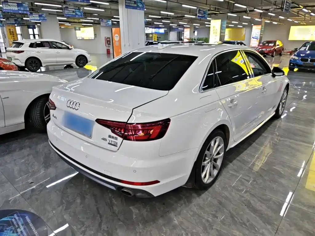 Audi A4L — миниатюра 7