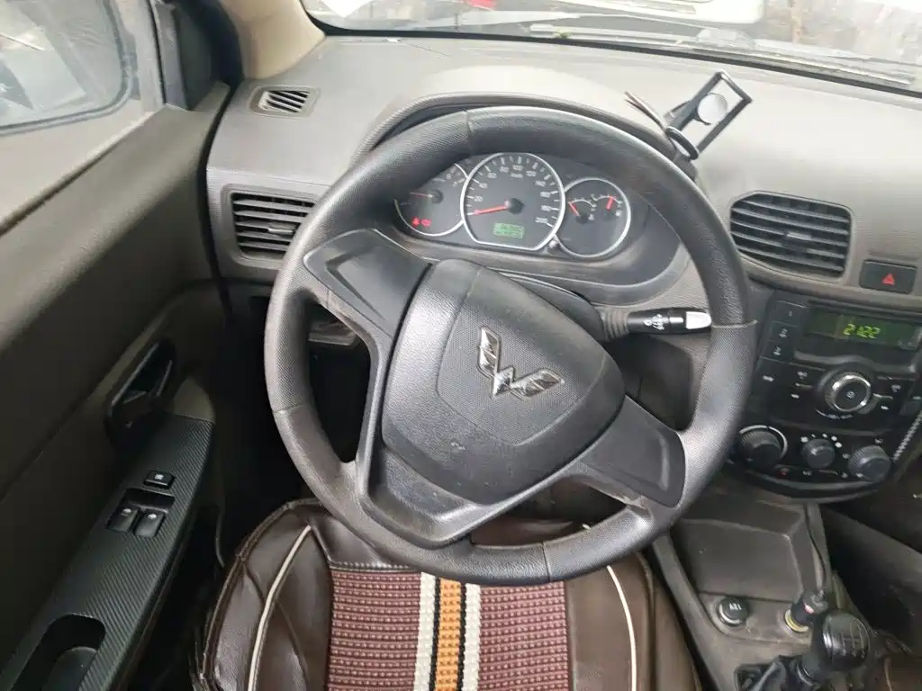 Wuling Hongguang — миниатюра 3