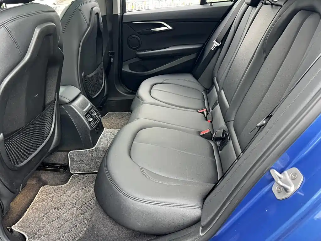 BMW 1 Series — миниатюра 8