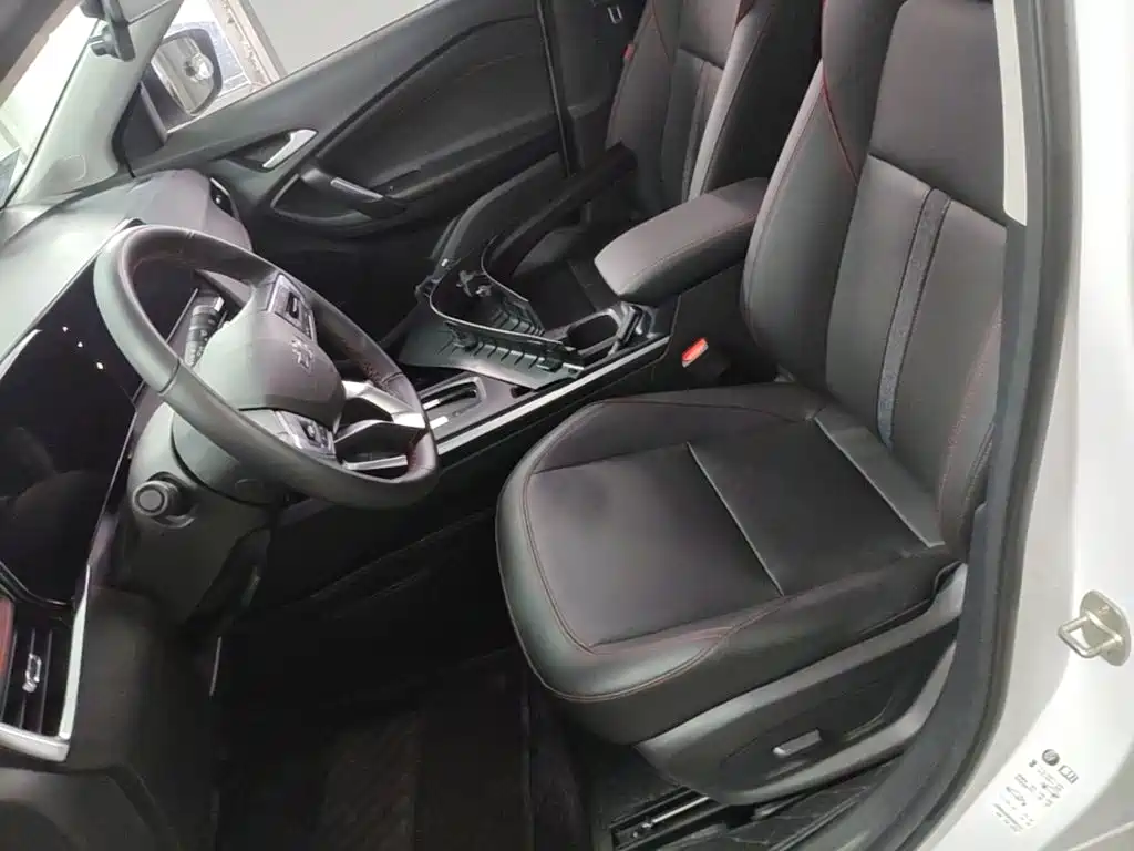 Chevrolet Trax — миниатюра 15