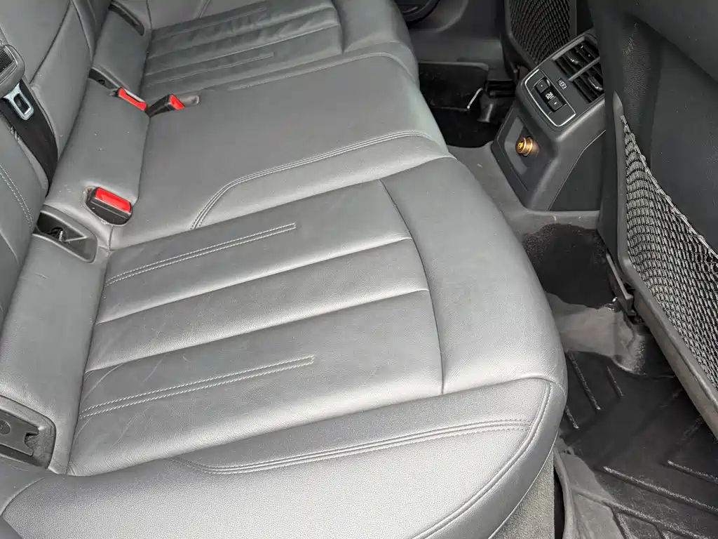 Audi A4 (Import) — миниатюра 16