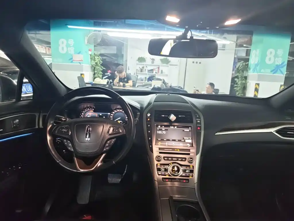 Lincoln MKZ — миниатюра 13