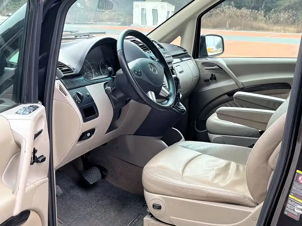 Mercedes-Benz Viano — миниатюра 4