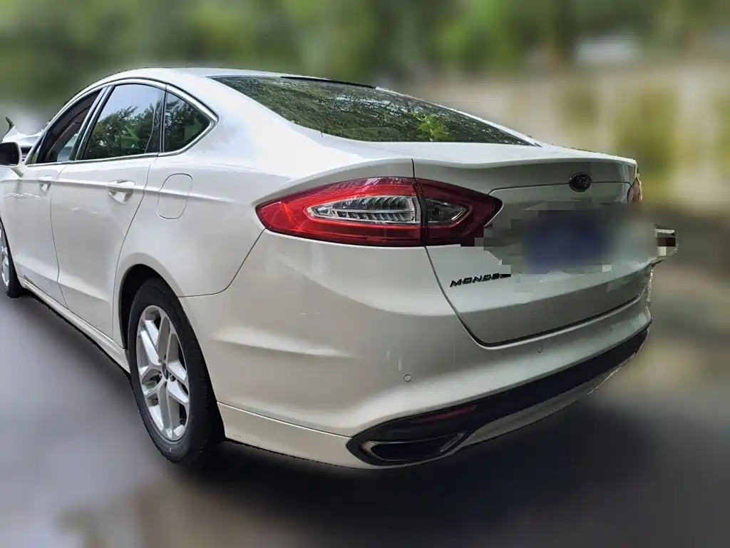 Ford Mondeo — миниатюра 25