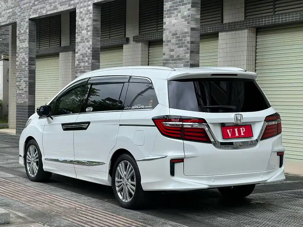 Honda Elysion — миниатюра 5
