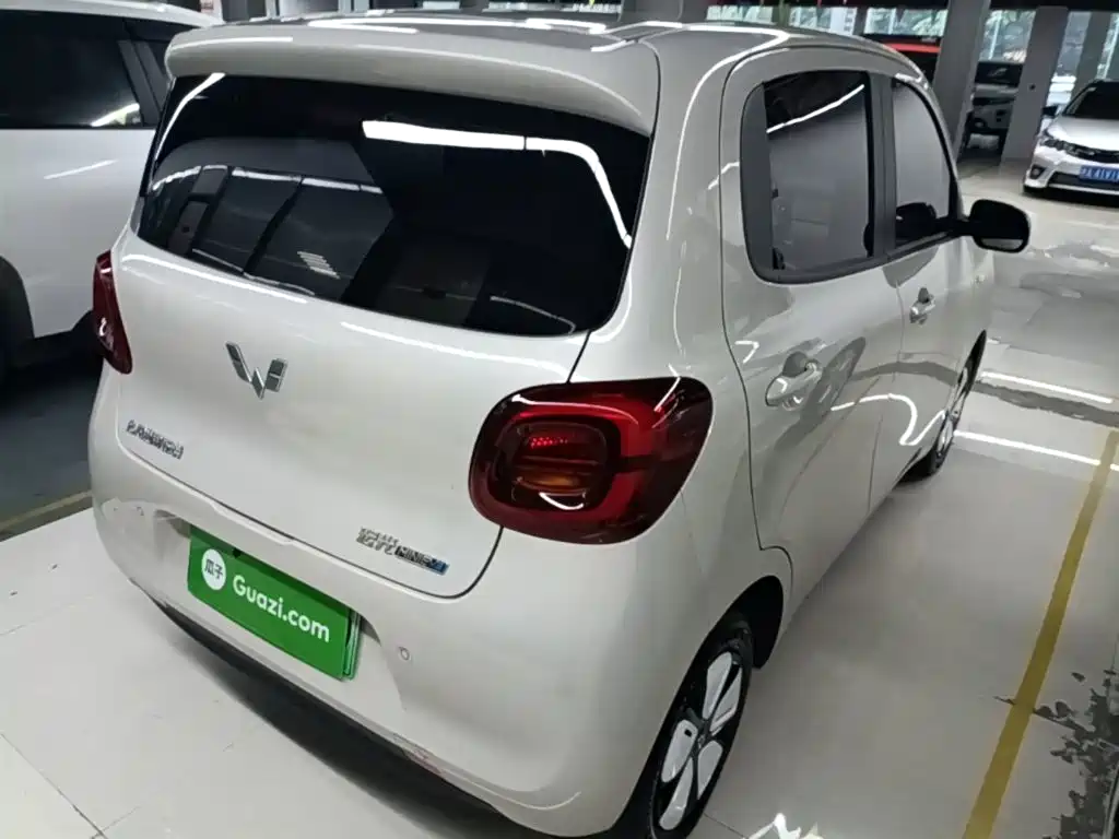 Wuling MINIEV — миниатюра 7