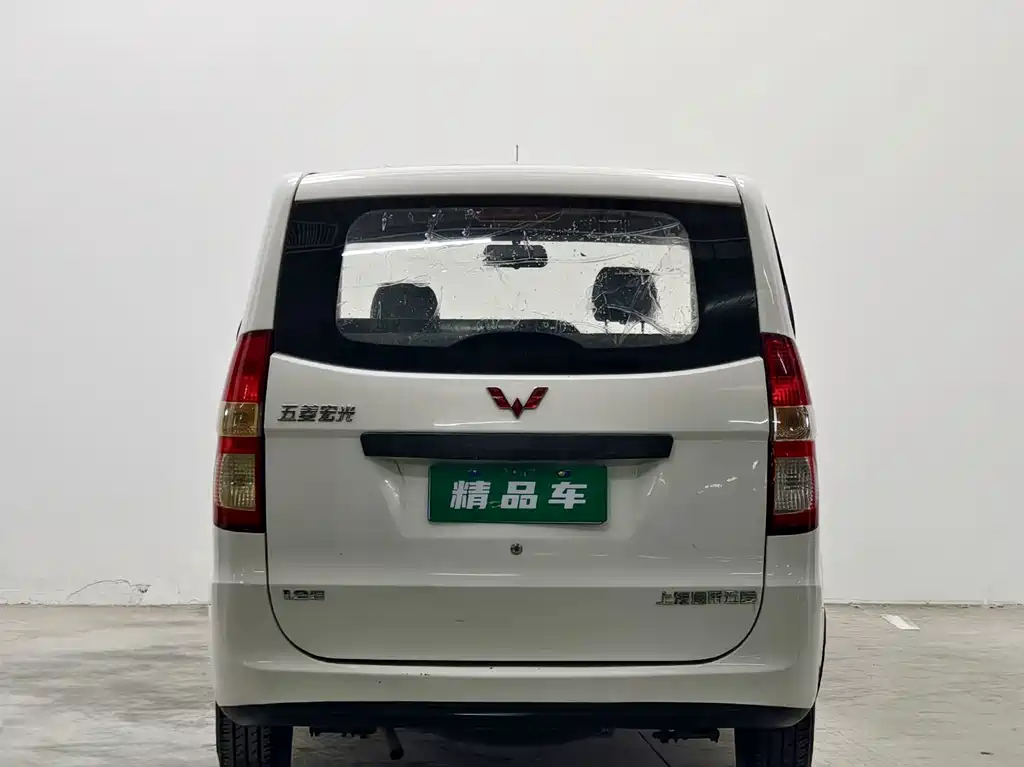 Wuling Hongguang — миниатюра 5