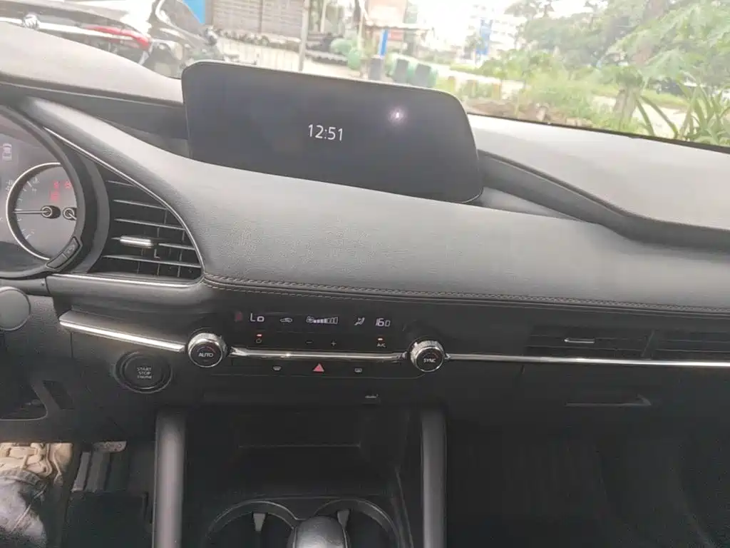 Mazda 3 Axela — миниатюра 13
