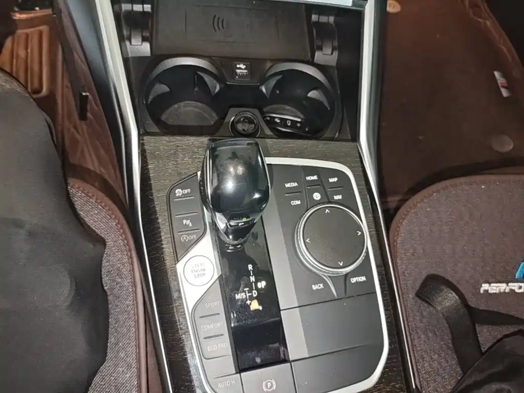 BMW 3 Series — миниатюра 14