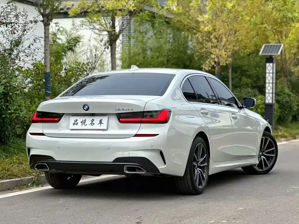 BMW 3 Series — миниатюра 8