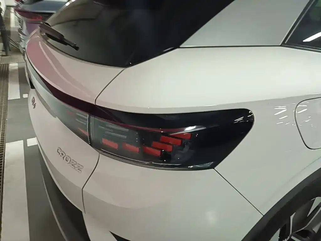 Volkswagen ID.4 Crozz — миниатюра 8