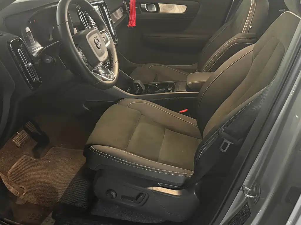 Volvo C40 — миниатюра 4