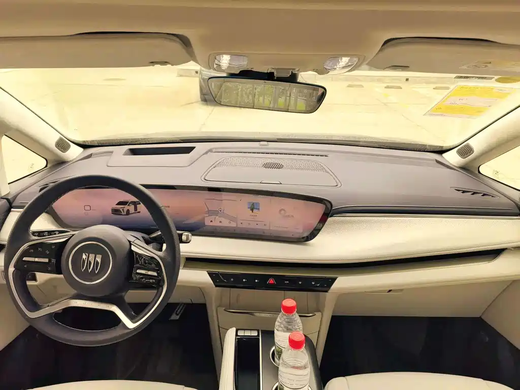 Buick GL8 Hybrid — миниатюра 7