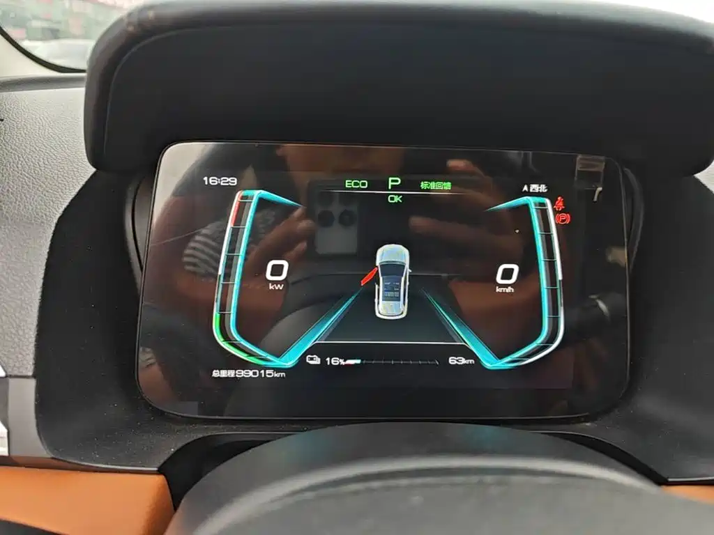 BYD e2 — миниатюра 12