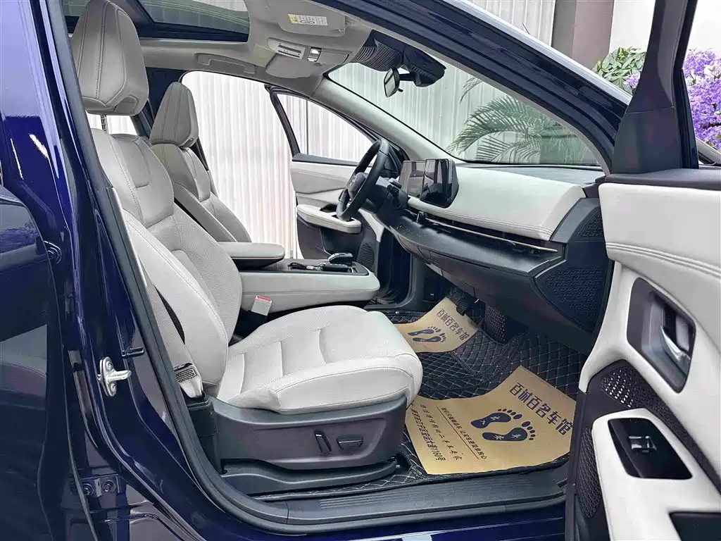 Nissan Ariya — миниатюра 11