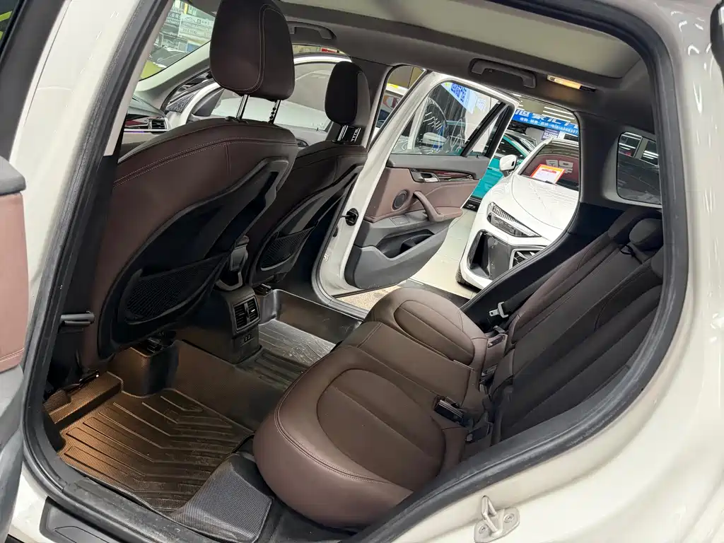 BMW X1 — миниатюра 11