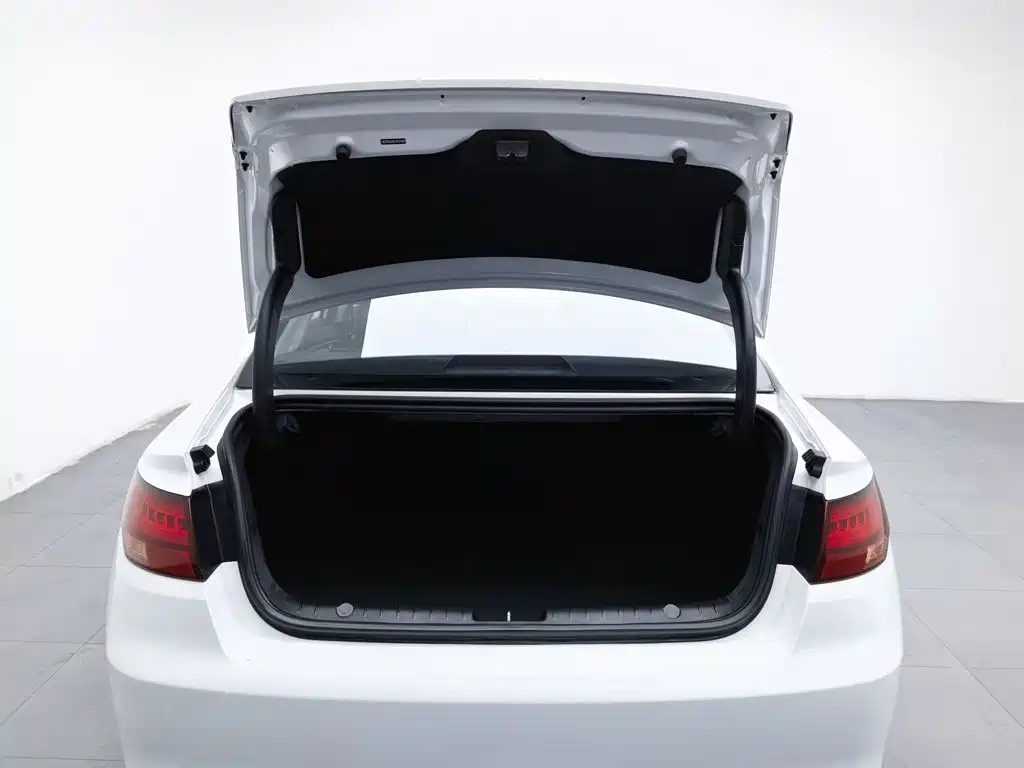 Geely Emgrand GL — миниатюра 16