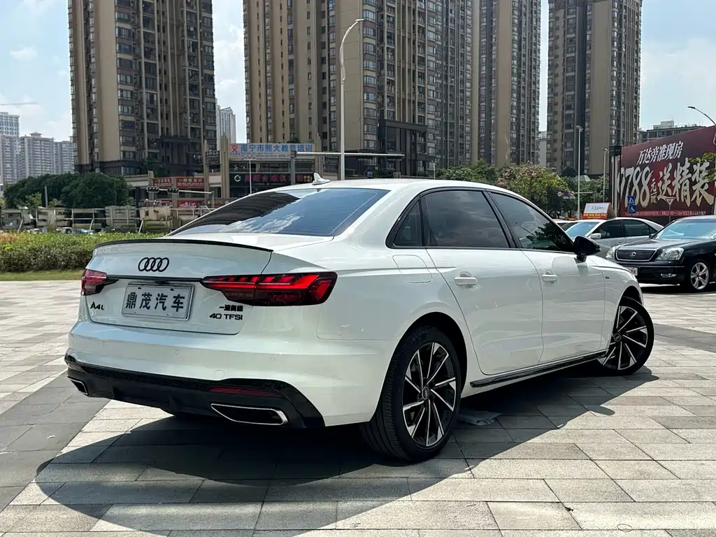 Audi A4L — миниатюра 7