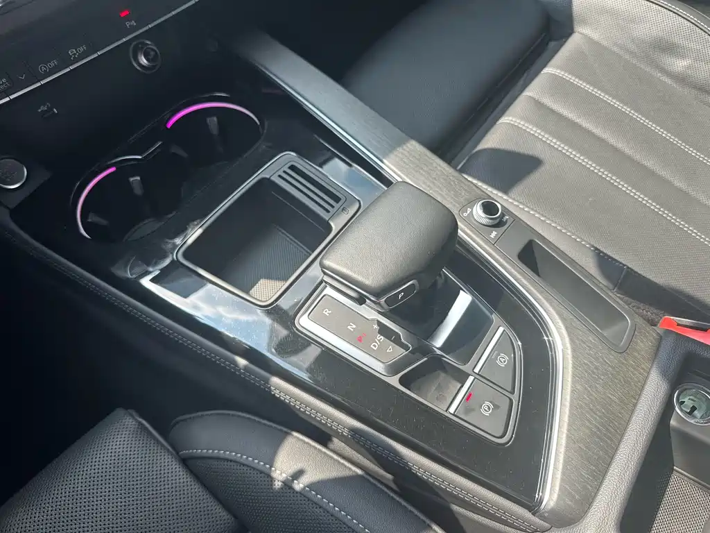 Audi A4L — миниатюра 23