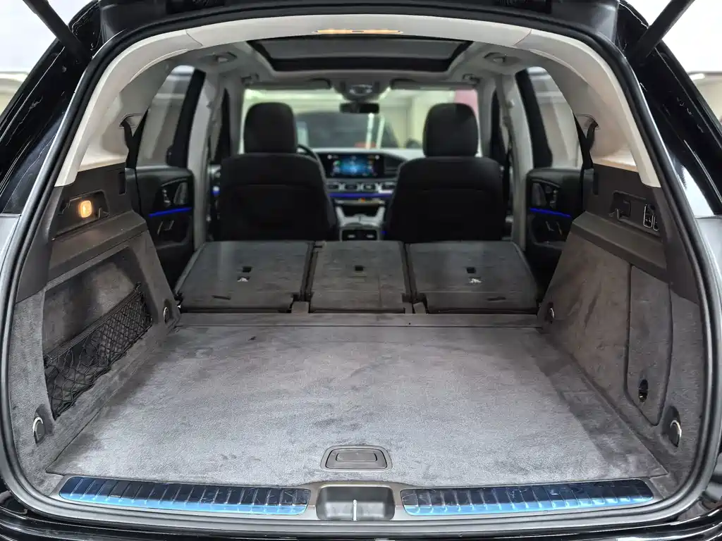 Mercedes-Benz GLE (Import) — миниатюра 31