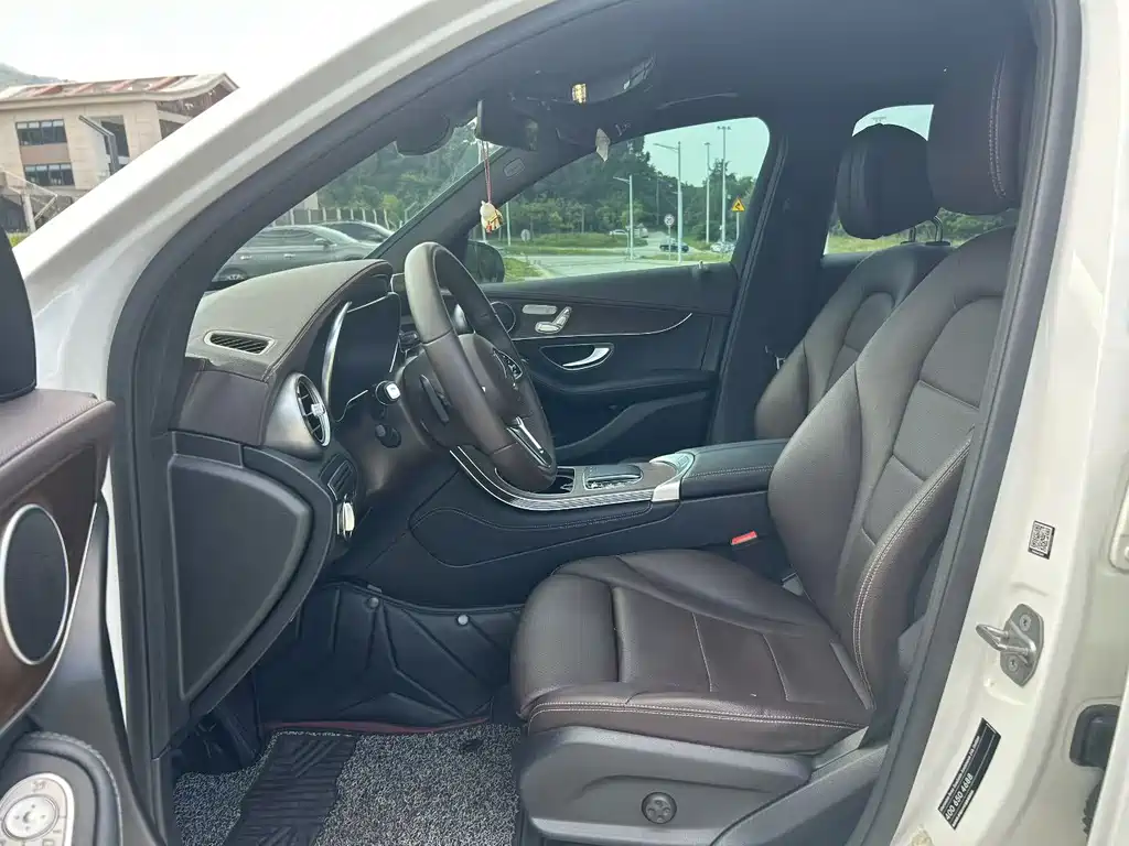 Mercedes-Benz GLC — миниатюра 4