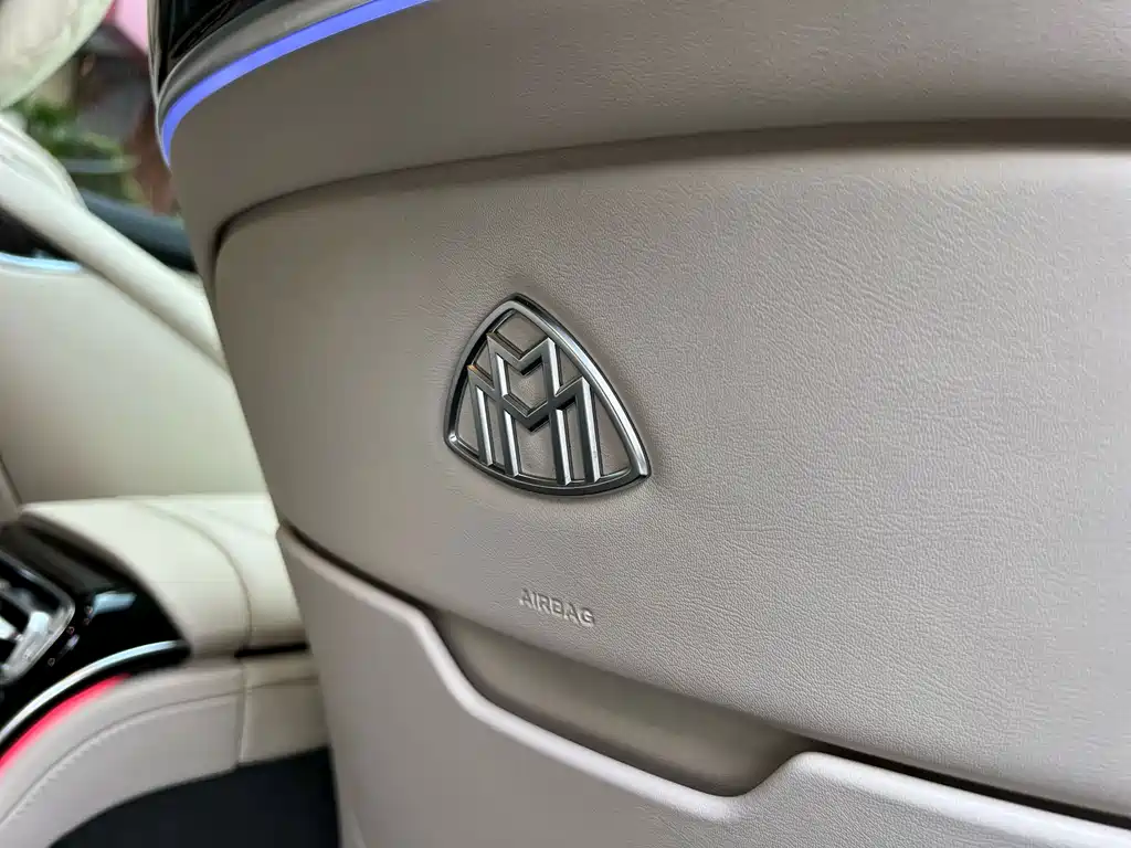 Mercedes-Benz S-Class — миниатюра 22