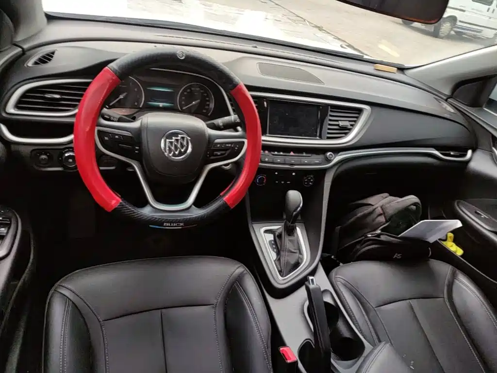 Buick Excelle — миниатюра 10