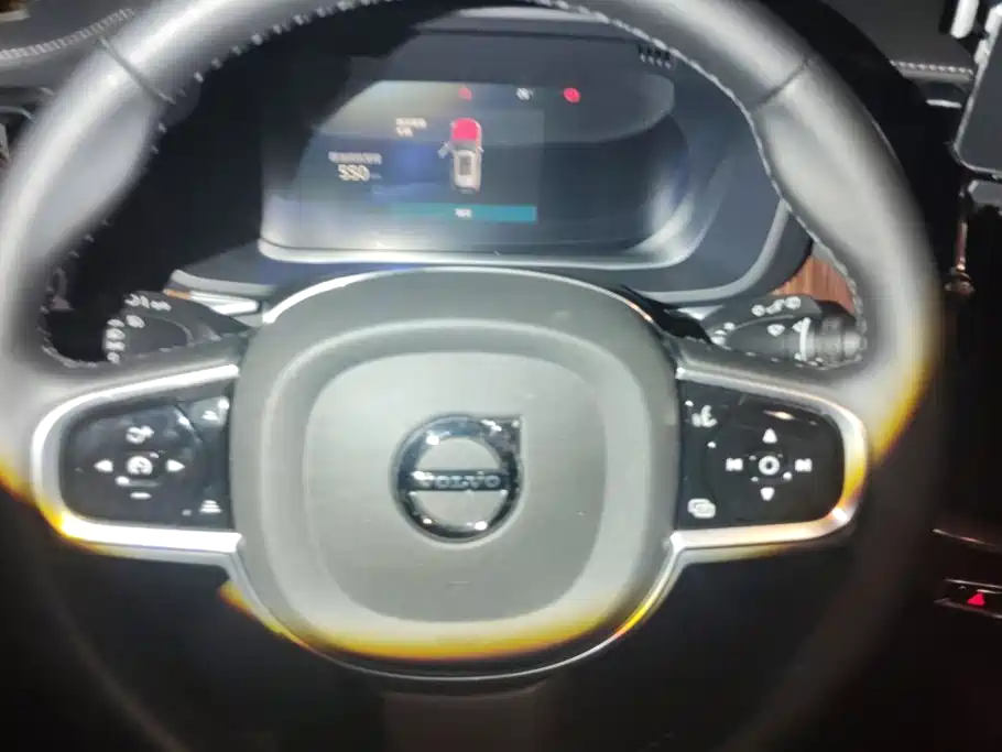 Volvo XC60 — миниатюра 15