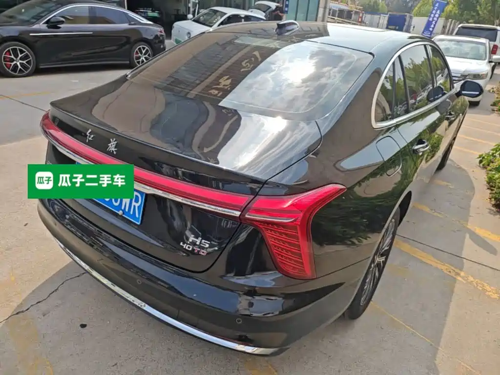Hongqi Hongqi H5 — миниатюра 7