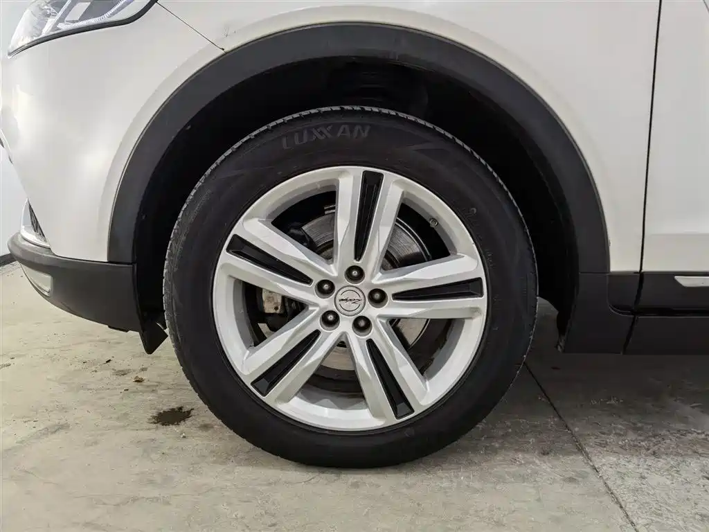ZOTYE T700