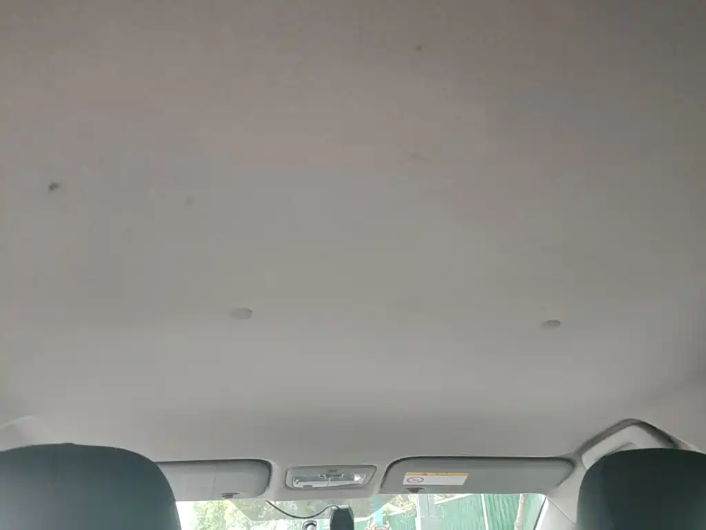Toyota Yaris L — миниатюра 18