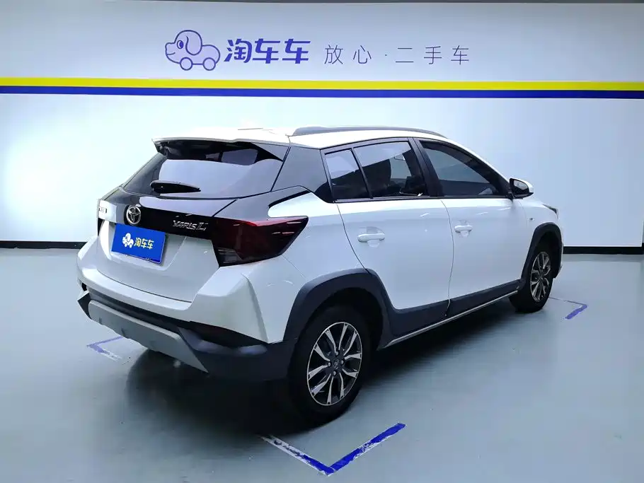 Toyota Yaris L — миниатюра 3