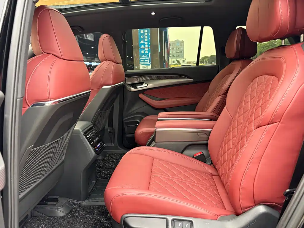 Audi Q6 — миниатюра 13
