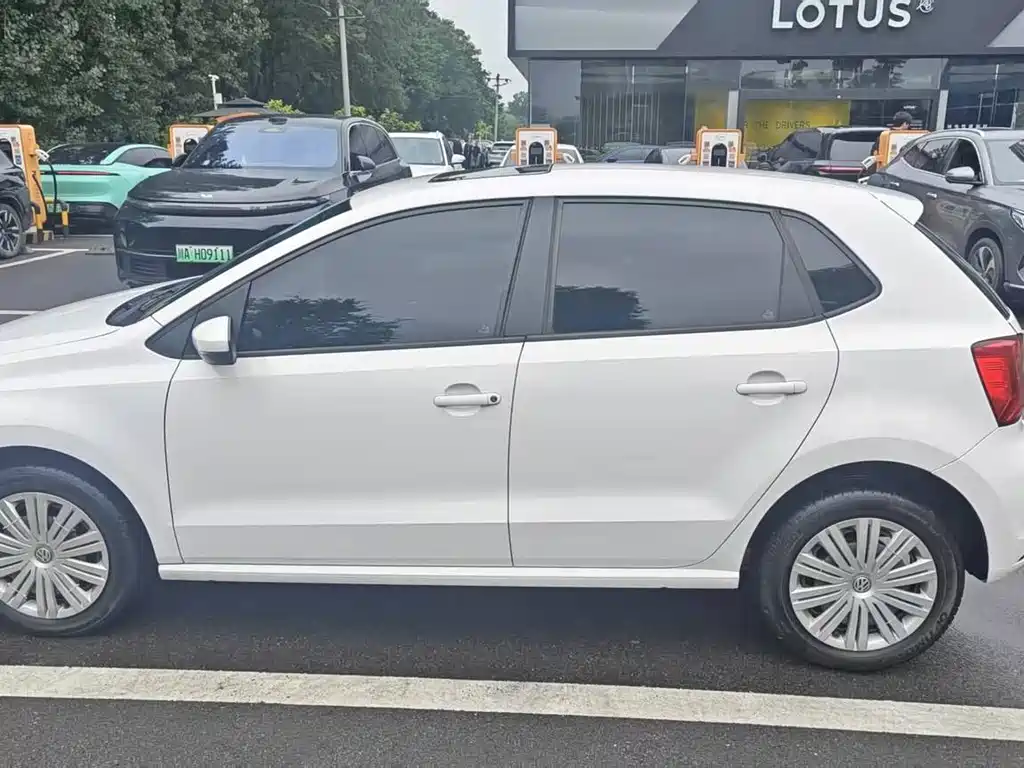 Volkswagen Polo — миниатюра 7