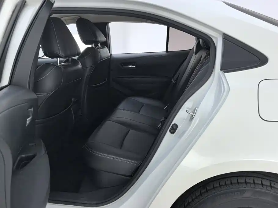 Toyota Corolla — миниатюра 11