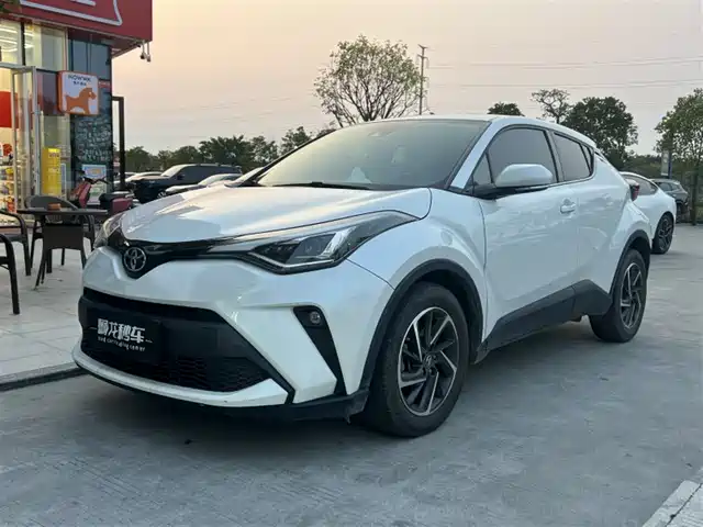 TOYOTA C HR
