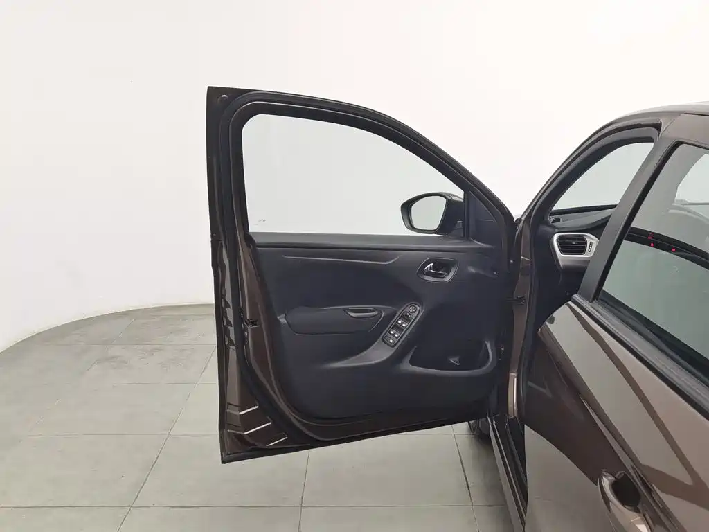 Peugeot 301 — миниатюра 8