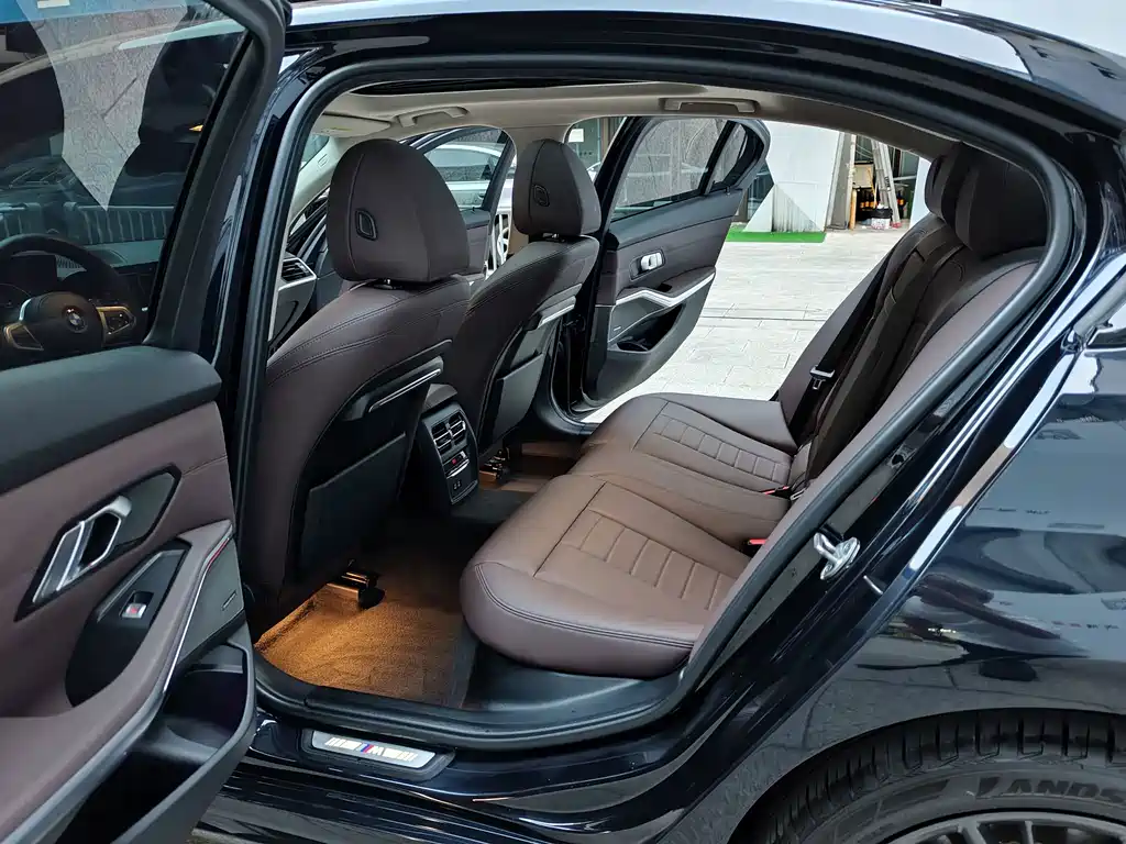 BMW 3 Series — миниатюра 10