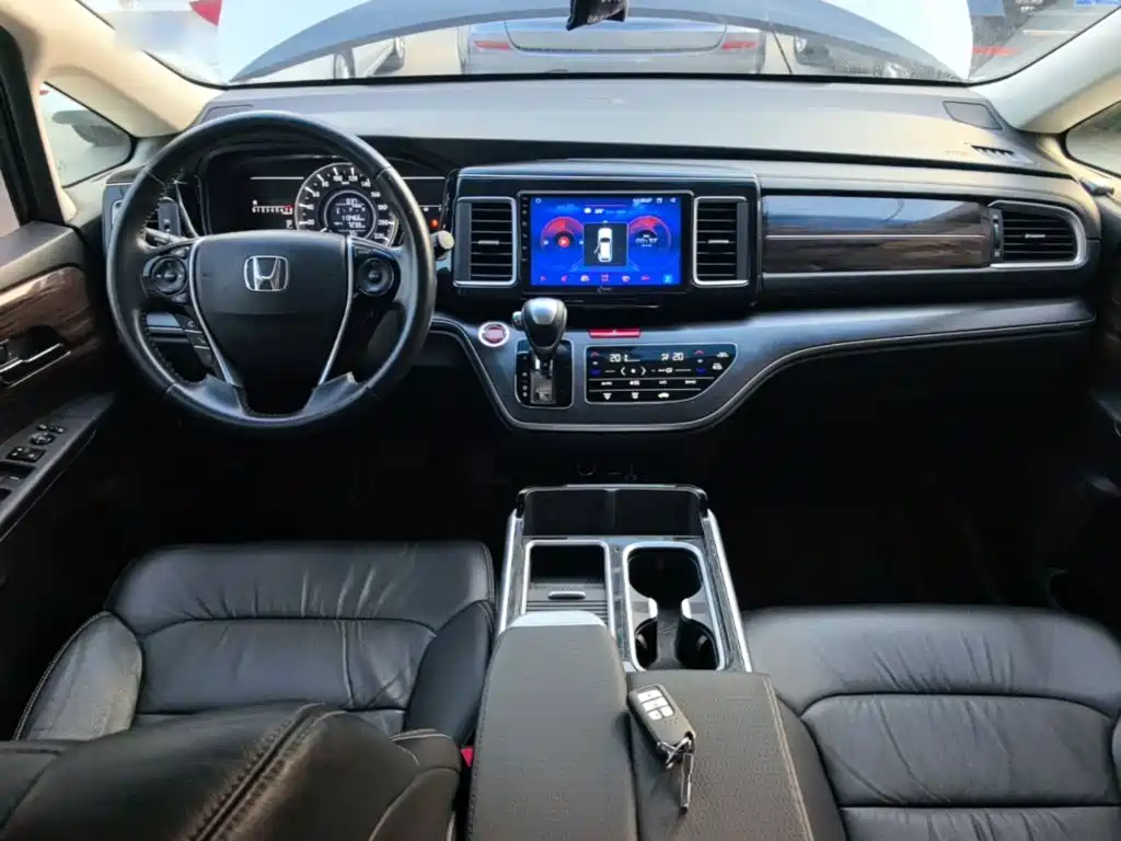 Honda Elysion — миниатюра 10