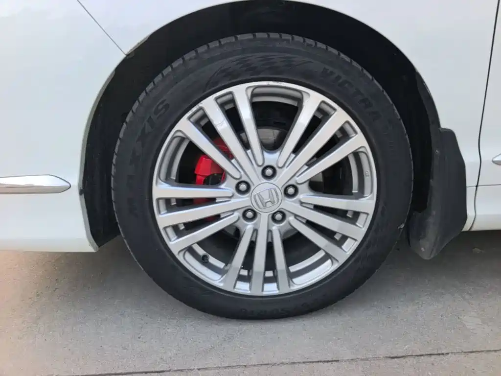 Honda Elysion — миниатюра 23