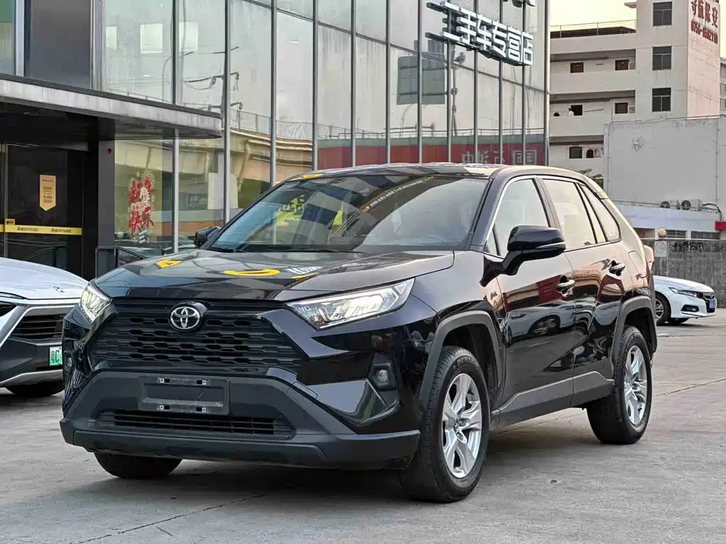 Toyota RAV4 2024