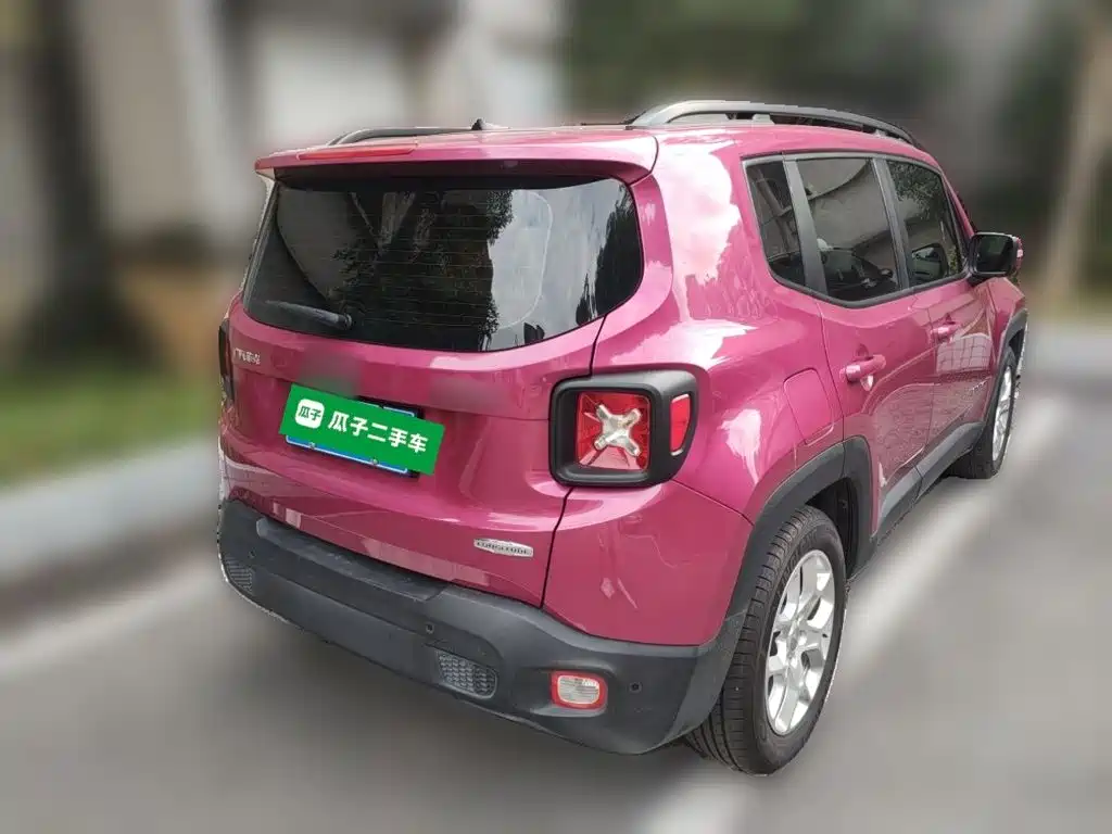 Jeep Renegade — миниатюра 6