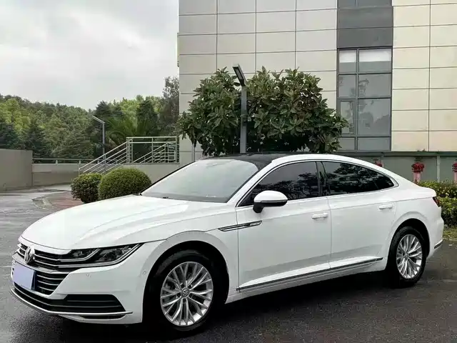 FAW -Volkswagen CC 2019 330 TSI V — фото 1