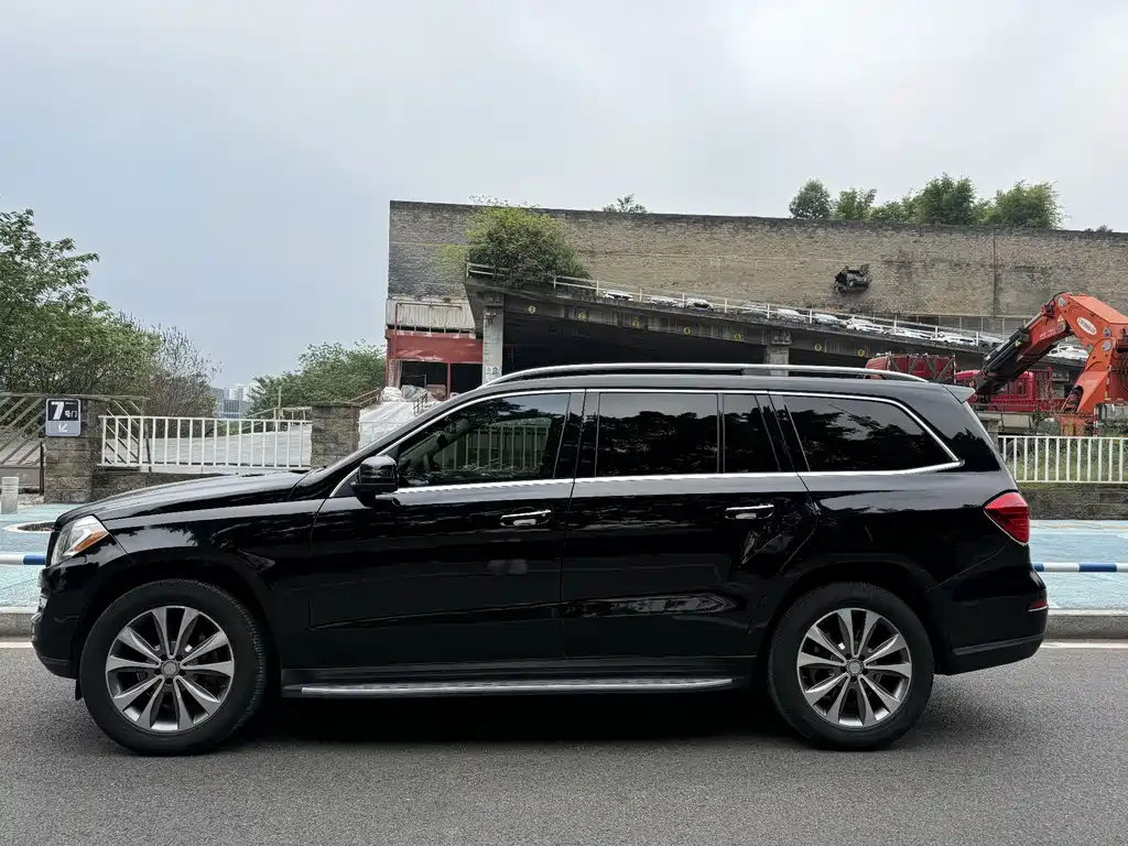 Mercedes-Benz GL-Class — миниатюра 3