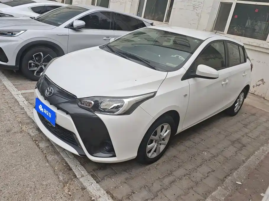 Toyota Yaris L 2017