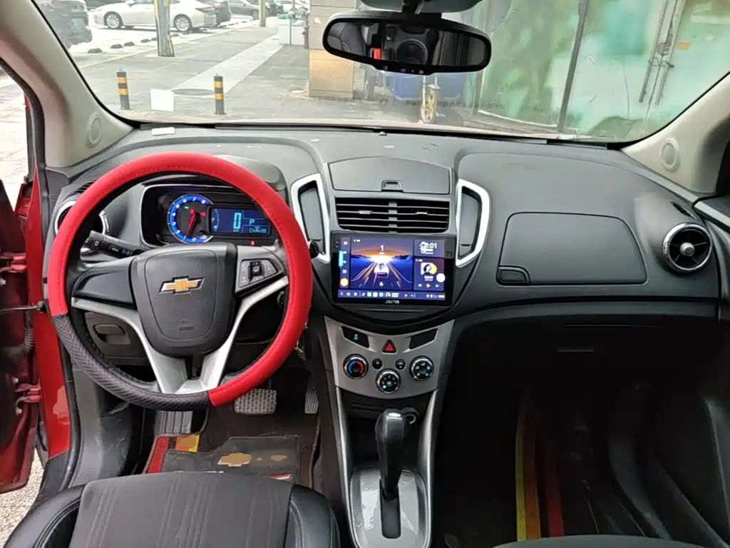 Chevrolet Trax — миниатюра 10