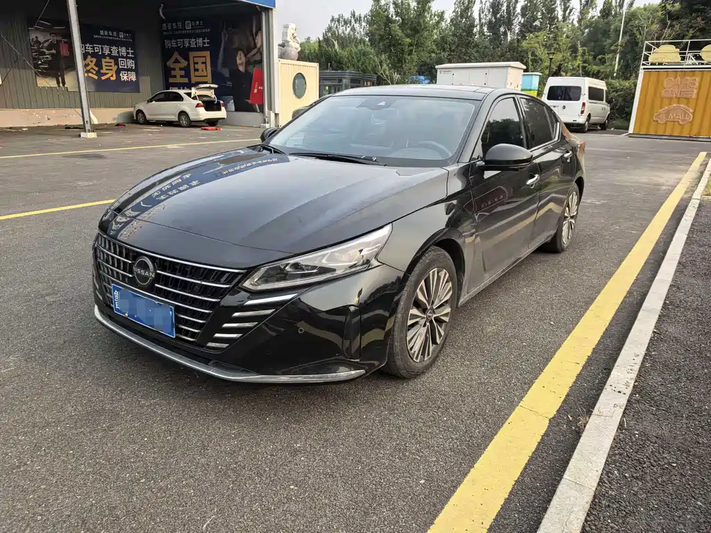 Nissan Teana