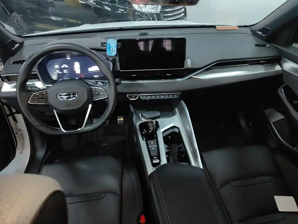 Geely Xingrui — миниатюра 10